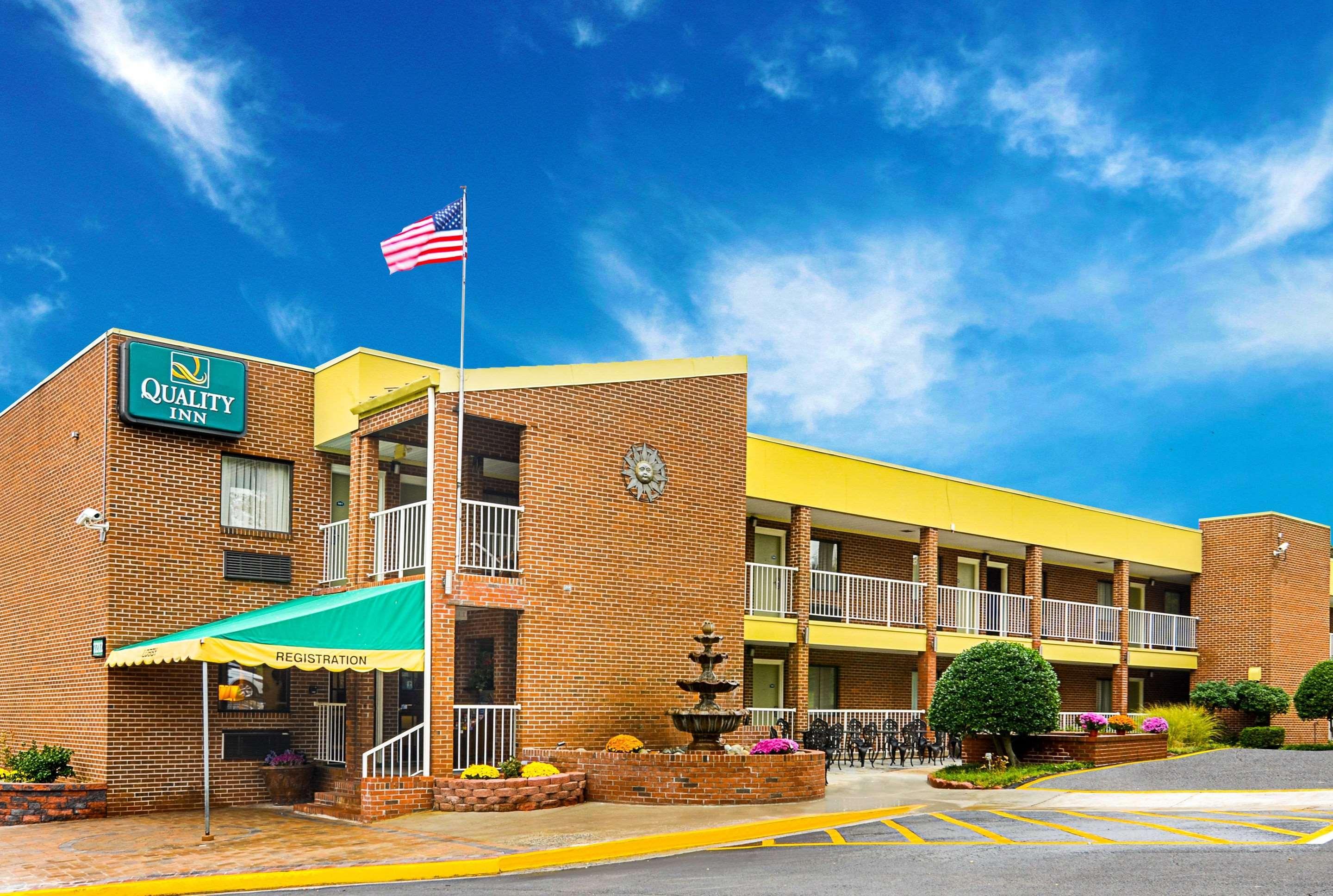 Quality Inn Mount Vernon Александрия Екстериор снимка