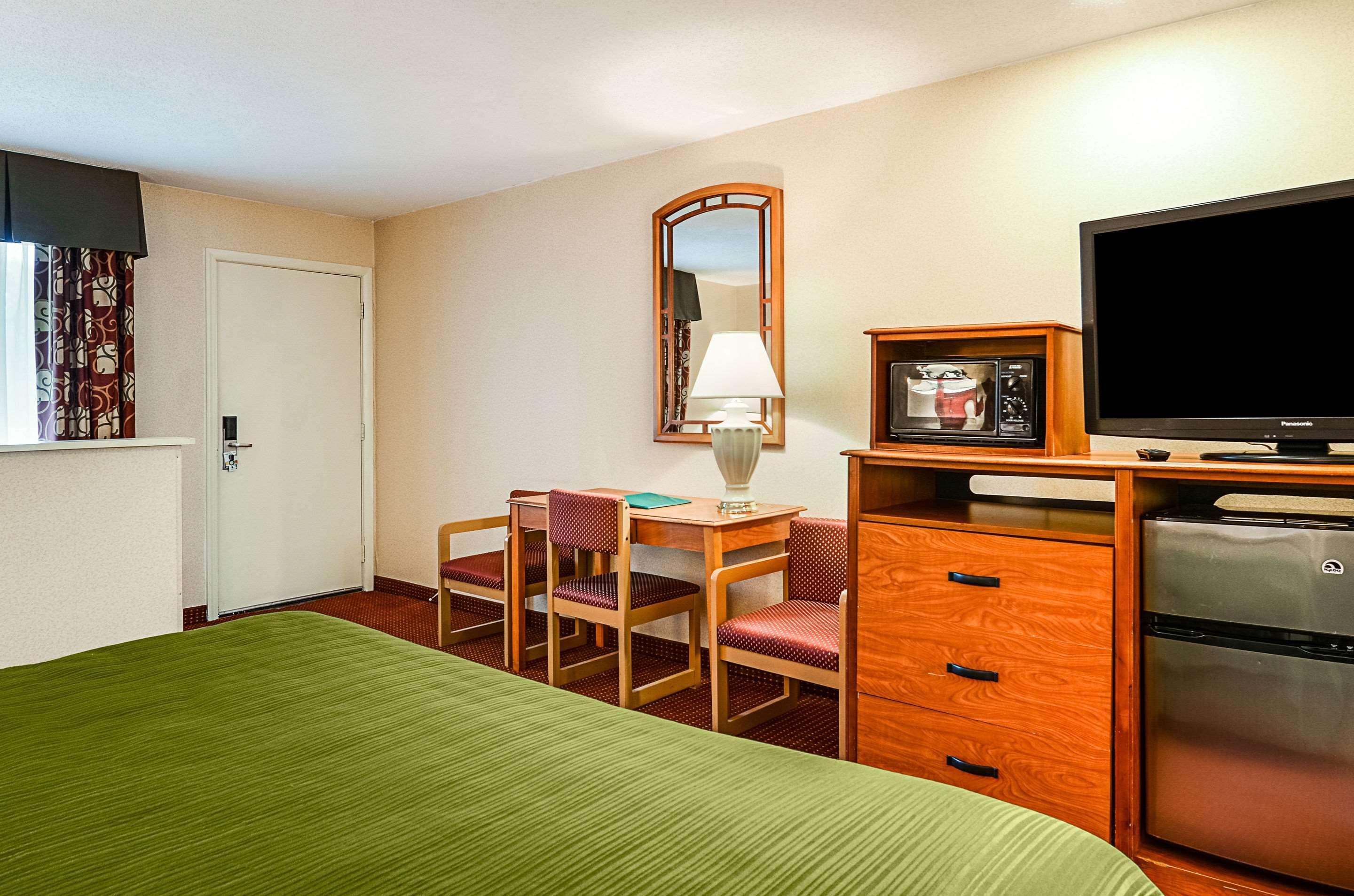 Quality Inn Mount Vernon Александрия Екстериор снимка